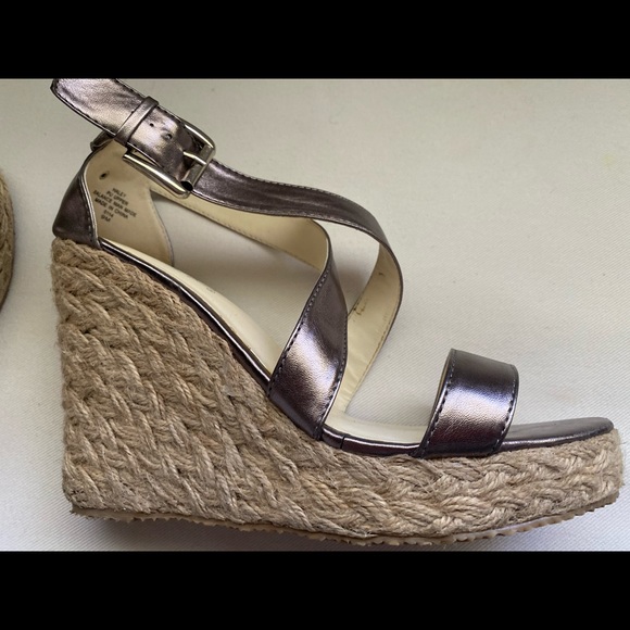 RSVP 4 1/2” metallic espadrilles wedges size9 - Picture 8 of 10